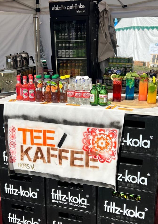 Çay & içecekler / Tee & Getränke
